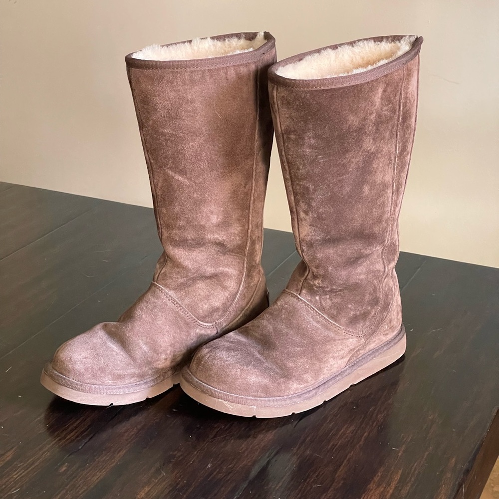Ugg Australia tall zipper boots, EUC, size 7, brown